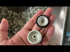 Plastic Stem Gas Lighter Volvulklep met helder gelakt tinplate montagebeker