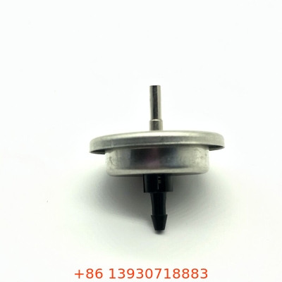 Rood plastic butane gasklep stam voor universele lichter hervulling