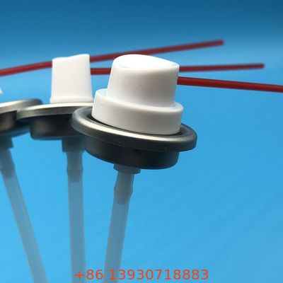 Carburateurreiniger klep voor ontvettende stoffen in het brandstofsysteem