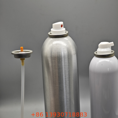 Scheermkleppen voor gebruikers met een gevoelige huid met een zachte afgifte en hypoallergene materialen