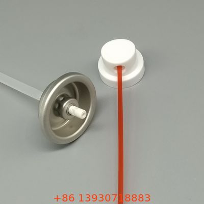 Veelzijdige WD-40 smeerklep voor huishoudelijk en doe-het-zelf gebruik met veilige rietjesopslag en 360-graden sproeimogelijkheid